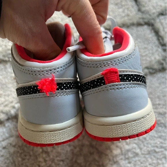 AIR JORDAN 1 MID HALF BLUE sneakers polka dot swoosh 640737-400 9C - Picture 12 of 12